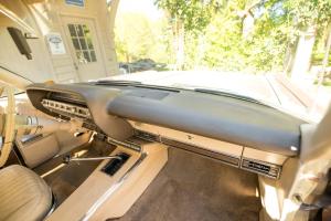 Ford Country Squire Station Wagon 428 1967 года 